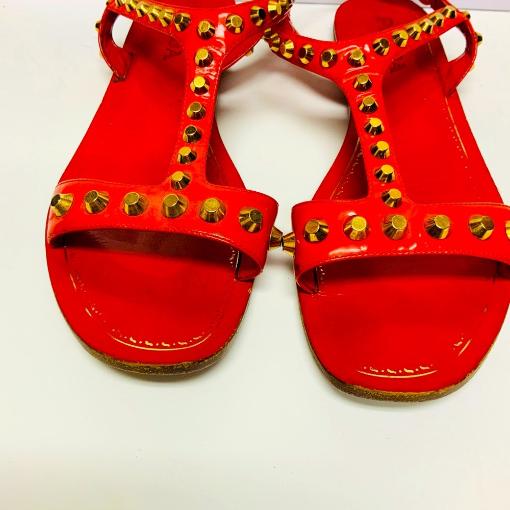 Prada red leather gold studded flat sandals 37.5 - Picture 4 of 9